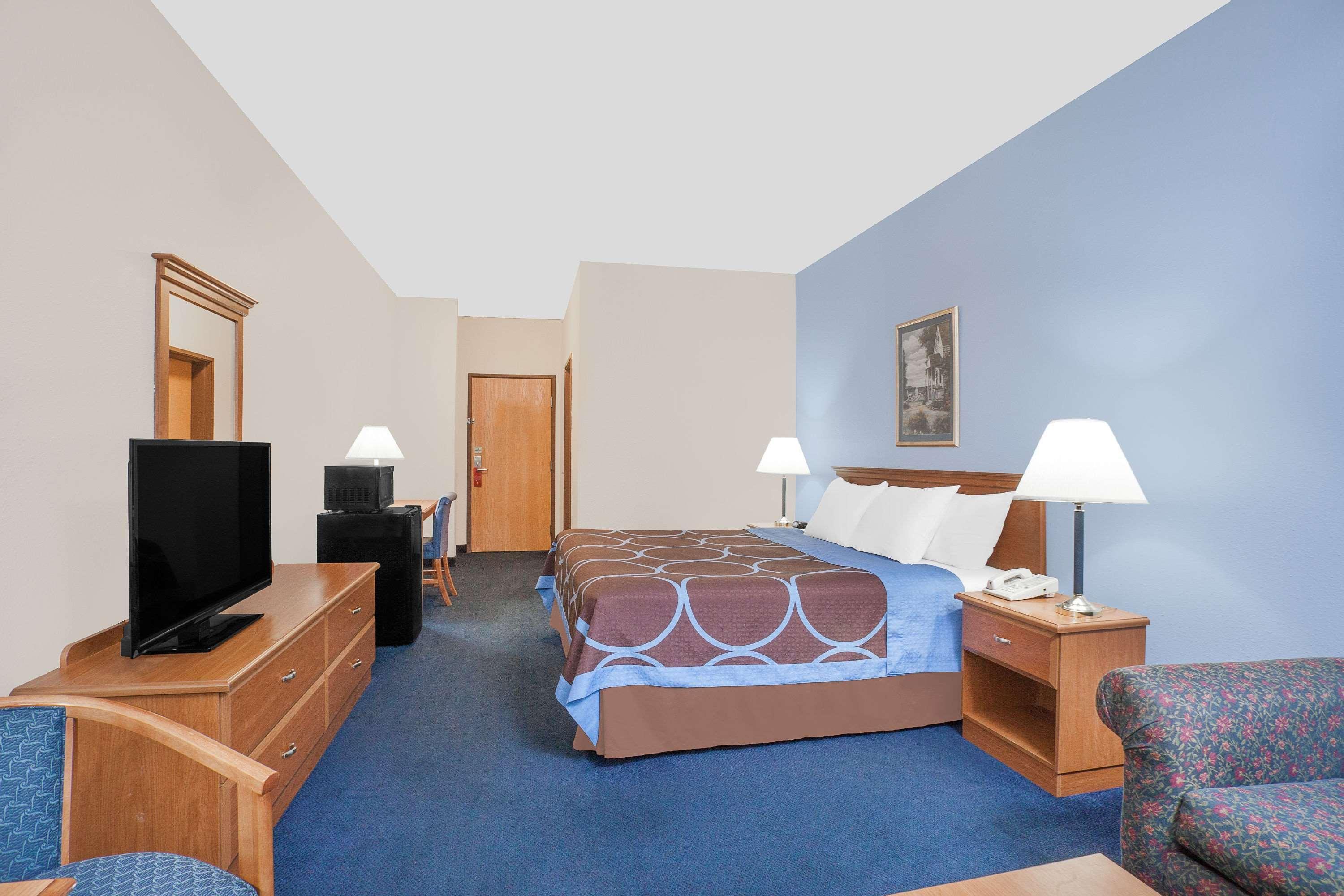 Super 8 By Wyndham Cobleskill Ny Dış mekan fotoğraf