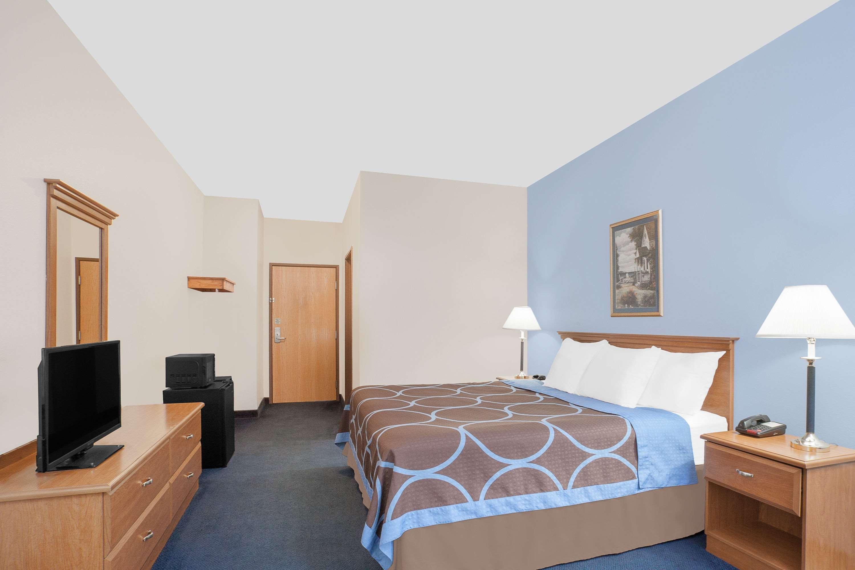 Super 8 By Wyndham Cobleskill Ny Dış mekan fotoğraf