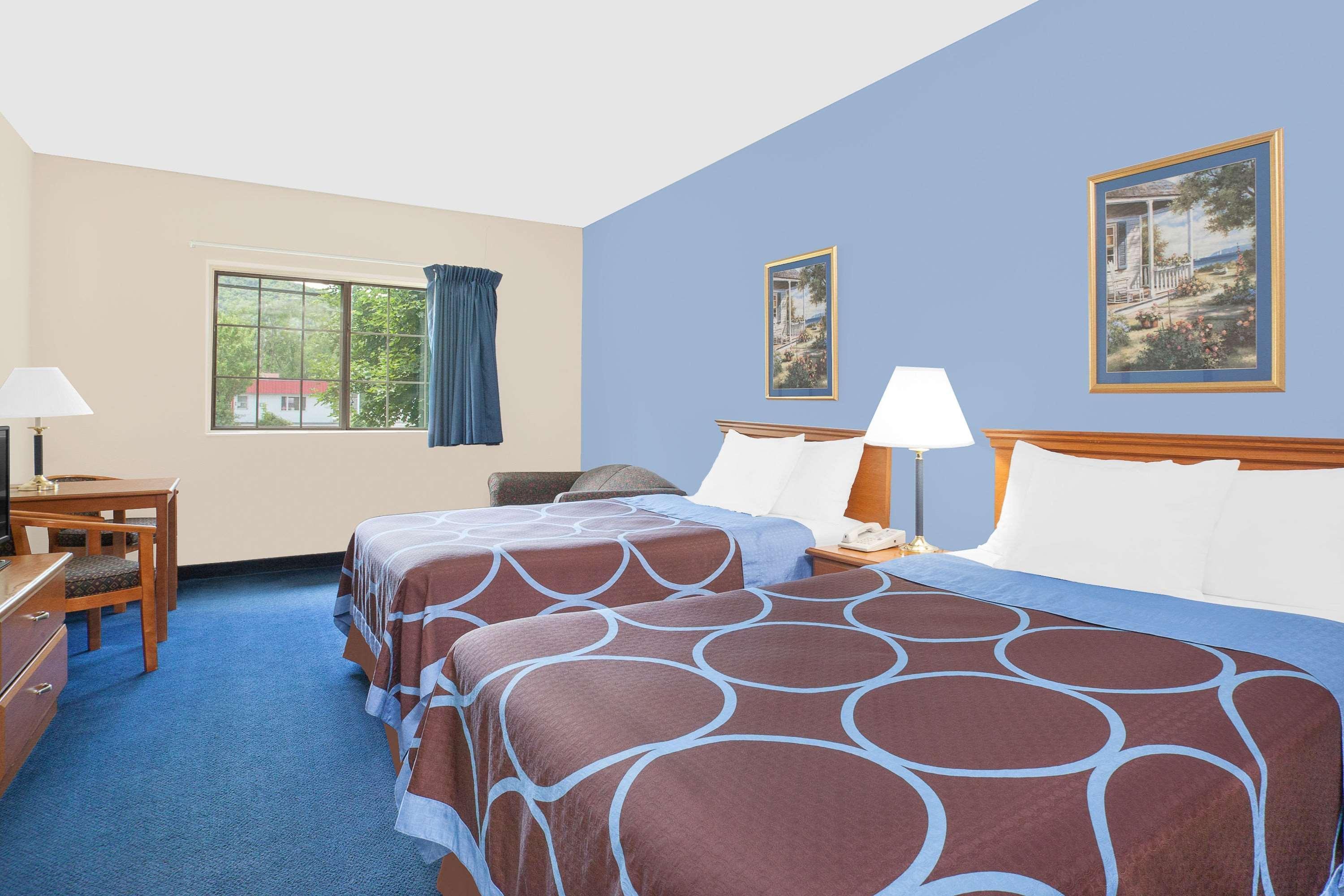 Super 8 By Wyndham Cobleskill Ny Dış mekan fotoğraf