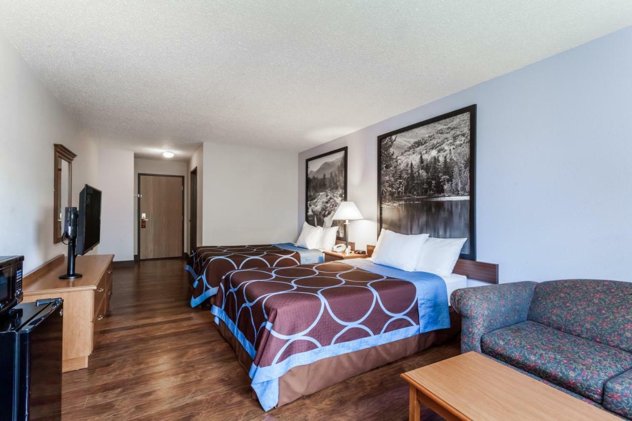 Super 8 By Wyndham Cobleskill Ny Dış mekan fotoğraf